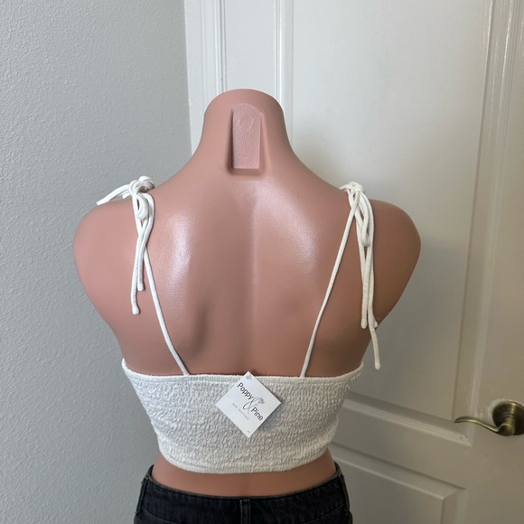 O.Vianca White Smocked Crop Top with Tie Straps Sz M - Picture 3 of 4
